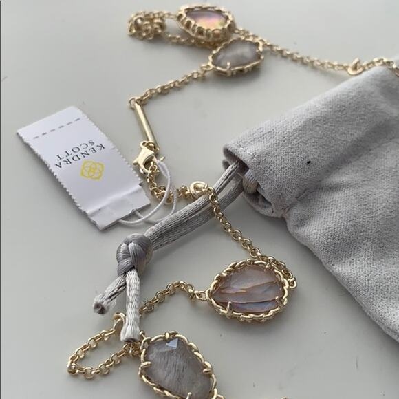 Kendra Scott Gwyneth Gold Strand Necklace NWT - Picture 10 of 16